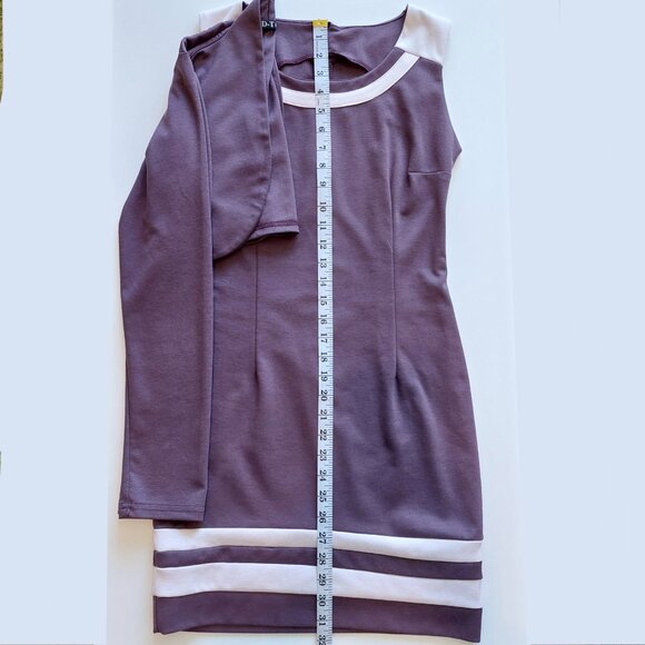 Burgundy Fitted Dress & Bolero Set - Picture 8 of 12